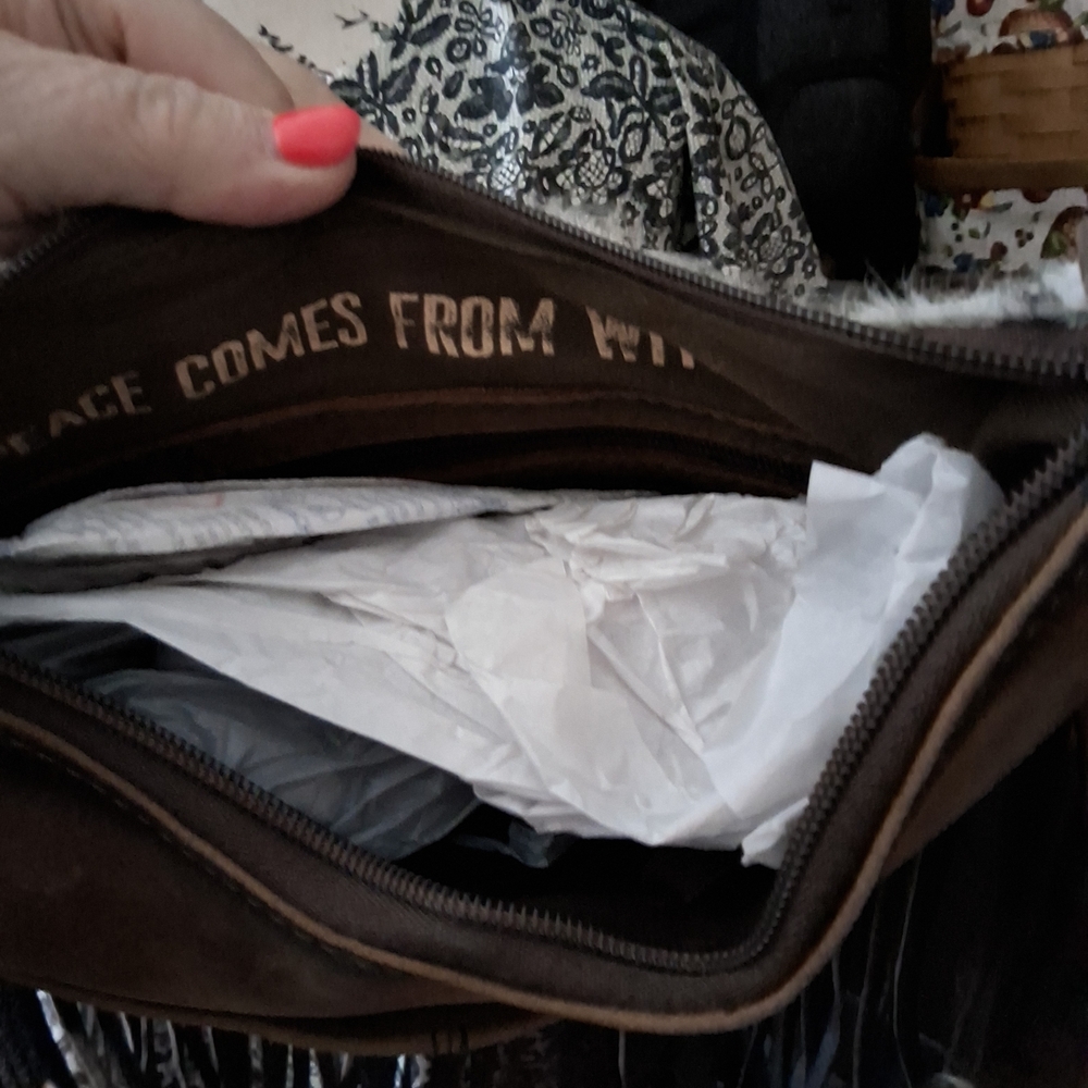 STS Ranchwear Cowhide Fringe Bag - Picture 6 of 6